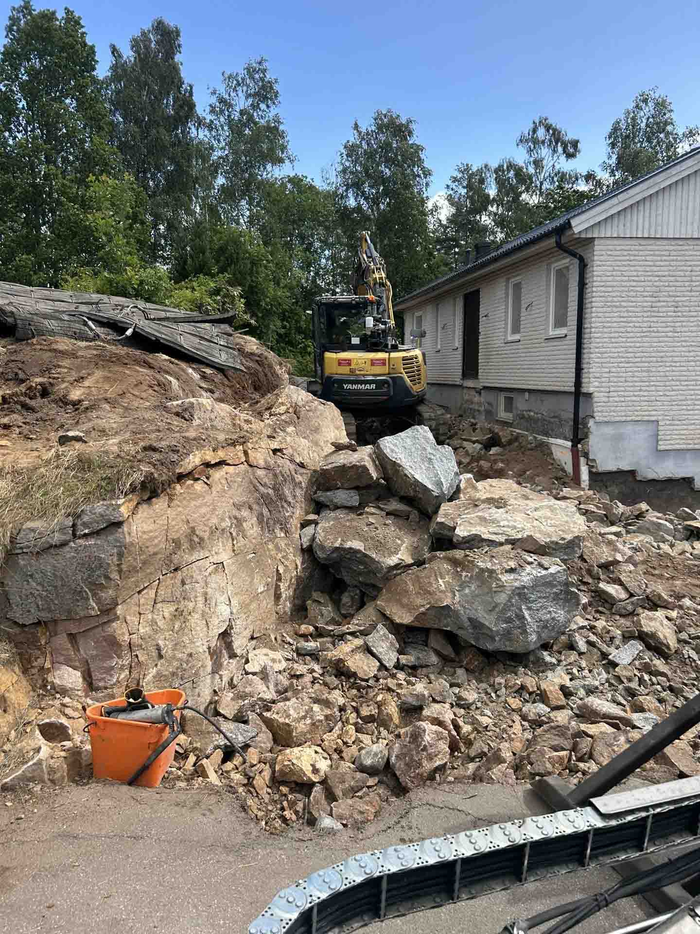 001 precisionsarbete vid hus w